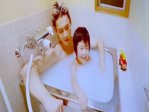 「パパしてましたね」佐野勇斗、ドラマオフショットに反響！「ほんとに親子みたい」「爆泣きすぎて滅」