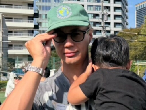 ユージ、“悲劇の運動会”ショット公開！ 息子との顔出しツーショットに「良いパパ」「息子くん可愛い」の声