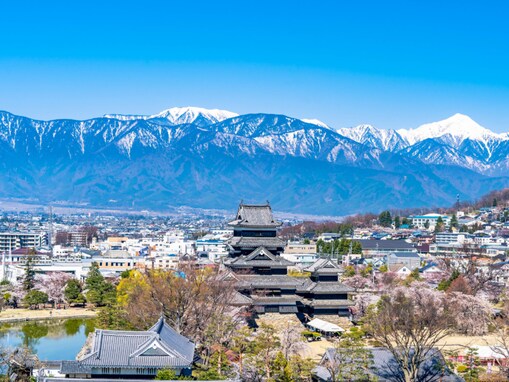 「老後に住みたい」と思う長野県の市ランキング！ 2位「松本市」を抑えた1位は？ 【2025年調査】