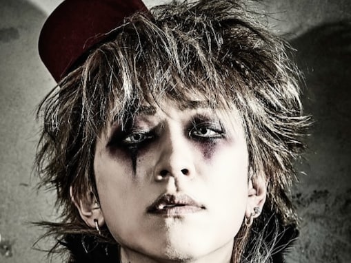 「アップで見ると凄いメイク！」小山慶一郎、ガチ仮装姿に反響！ 「語彙力を失うくらいイケてます」