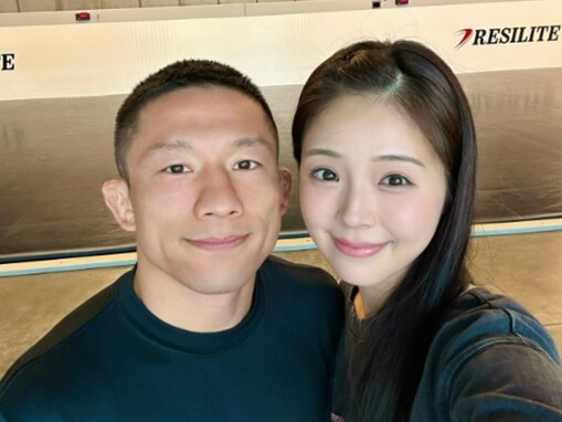 「唇の形そっくり」格闘家の美人妻、“久しぶりの夫婦再会”ショットに反響！ 「お似合いの2人だぁ」