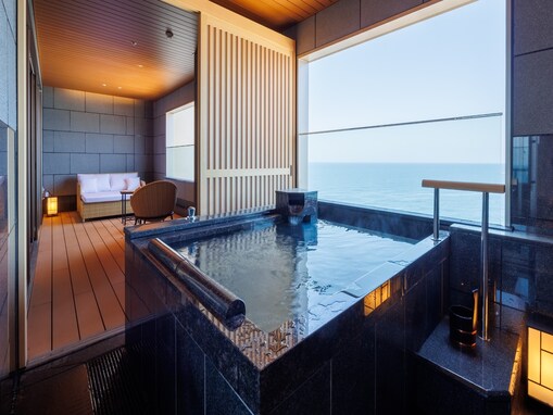 【楽天トラベル宿クーポン】「ＨＯＴＥＬ ＯＯＳＡＤＯ＜佐渡島＞」が今だけ特別価格に！ 雄大な日本海とともに過ごす極上の休日【10月31日】