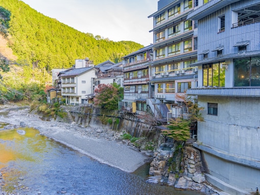 老後に行きたいと思う「和歌山県の温泉地」ランキング！ 2位「龍神温泉」を抑えた1位は？【2025年調査】