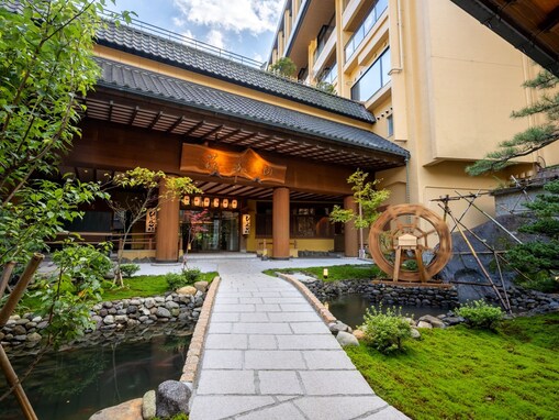 【楽天トラベルセール】「土湯温泉 ホテル山水荘」が今だけ特別価格に！ 二段の滝を望める露天風呂【11月7日】