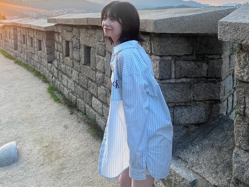 「ダメだ、、可愛すぎる」桜田ひより、超ミニ丈から美脚を披露！ 「スタイル良すぎてほんとに美しい」