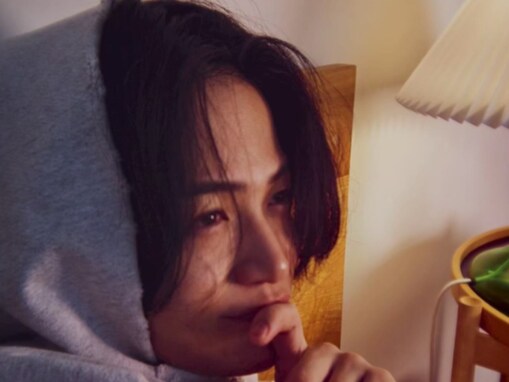 「お家デートした時だよね？」菊池風磨、指くわえショットに反響！ 「そう言う顔見せちゃうんだ、、、」