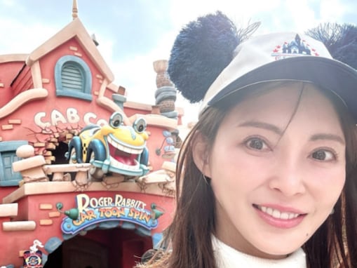 「涌井秀章さんも一緒なのかあっ」押切もえ、家族でディズニーランドへ！ 「娘ちゃん大きくなってる」