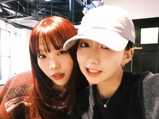 「泣きそうに」アイナ・ジ・エンド、木村拓哉＆工藤静香の長女とのツーショットに「尊い」の声！