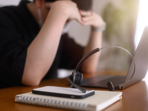 「出戻りの罪悪感」41歳男性、年収250万円、実家暮らし。親に「甘えてしまっている」と感じるワケ