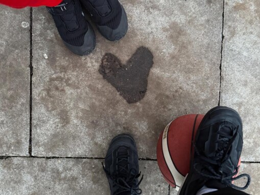 「お母さん体力あるな〜」宇多田ヒカル、息子とのツーショット？に 「仲良し親子」「すごく良い時間」の声！