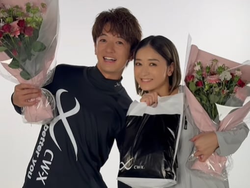 「ほんまに憧れの夫婦」みちょぱ、夫・大倉士門とのおそろいウエア姿を披露「いい夫婦すぎ」