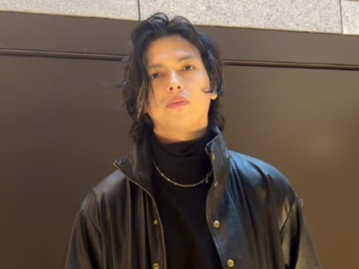 川崎希のモデル夫、高級ファッションのイケメン姿を公開！ 「かっこょ」「モデルさんなだけあります」