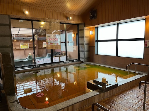 【新潟県の人気スーパー銭湯】「みつけ健幸の湯 ほっとぴあ」は9種のお風呂でゆったり過ごせる【全国の温泉好きに聞いた】