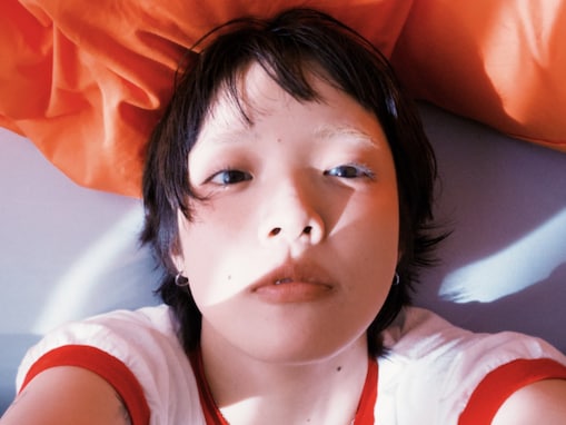 「今年一の衝撃」あいみょん、ベリショ＆金眉へ大胆イメチェン！ 「ここまでのベリショは初では！？」