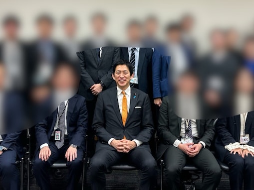 「自民党の広報じゃねえんだよ」自民党議員、誕生日を記者と祝う。怒りの声「情けないと思わないのか？」