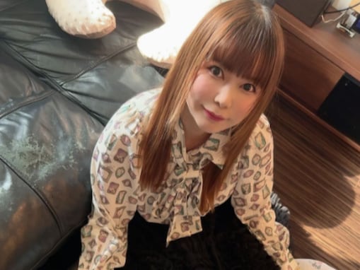 「産後と思えない美貌」中川翔子、双子との“顔出し”ショット公開「双子ちゃんもママも可愛すぎる」