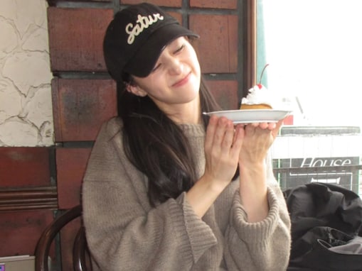 「こ、こんなに食べるんですね」中条あやみ、「食べ過ぎ自己満写真」に反響！ 「飯テロすぎませんか」