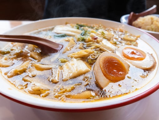 旅先で食べたい「奈良県のご当地グルメ」ランキング！ 2位「天理ラーメン」を抑えた1位は？ 【2025年調査】