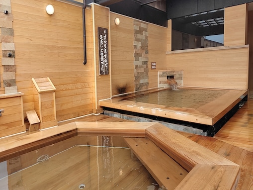 【楽天トラベルセール】「飯坂温泉 展望露天風呂の宿 湯乃家」が今だけ特別価格に！ 眼下に広がる景色と名湯の癒し【12月7日】