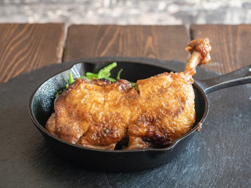 旅先で食べたい「香川県のご当地グルメ」ランキング！ 2位「骨付鳥」を抑えた1位は？ 【2025年調査】