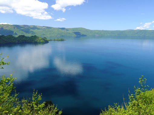 青森県で「外国人観光客にすすめたい温泉地」ランキング！ 2位「十和田湖温泉郷」を抑えた1位は？ 【2025年調査】