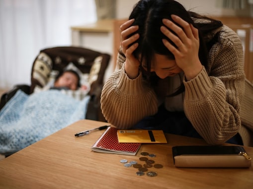 「30代後半まで返済が続く」29歳パート女性、子あり、年収100万円。奨学金250万円の返済に苦悩