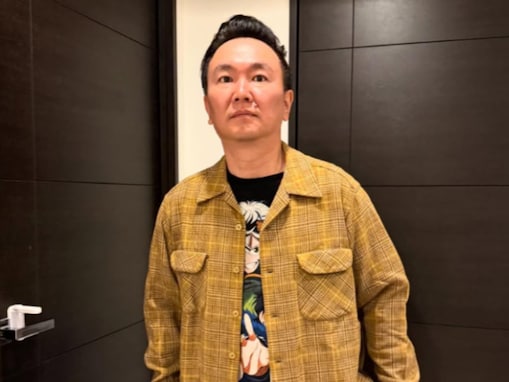 「濱家さんの子供みたいな構図」かまいたち山内、息子＆濱家隆一の3ショット公開「帽子とってるのえらい」