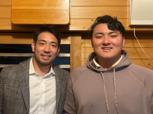 「デカい」佐々木麟太郎、花巻東の先輩・菊池雄星とのツーショット公開！ 「また一回り大きくなって」