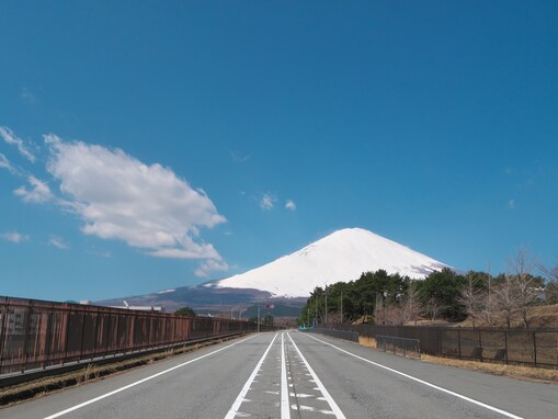 クリスマスに行きたい「静岡県の絶景ドライブスポット」ランキング！2位「富士山スカイライン」、1位は？【2025年調査】