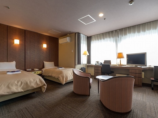 【楽天トラベルセール】「京都竹の郷温泉 万葉の湯 ホテル京都エミナース」が特別価格で登場中