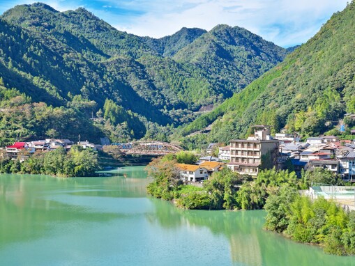 クリスマスに行きたい「奈良県の絶景ドライブスポット」ランキング！ 3位「十津川温泉郷周辺ルート」、同率1位は？