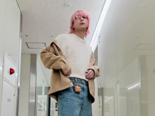 「総額お幾ら？」佐久間大介、シャネルだらけの私服姿を披露！ 「本当にオシャレで参考になる」