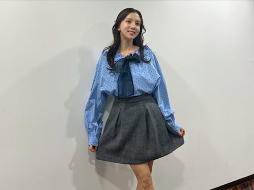 「女子高生かと」丸高愛実、圧巻のミニスカ姿に「本当に3人出産したの」「足ほそっ」と驚きの声！