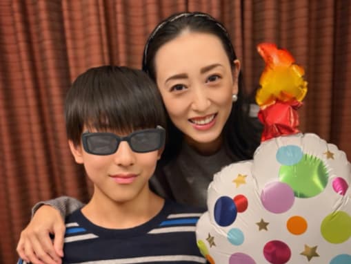 「イケメン男子!!」元宝塚・中西麻里衣、息子の13歳誕生日を祝福！ 「意識高めの美容男子」とも明かす