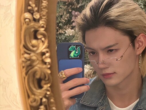 「もう懐かしい」佐野勇斗、金髪ショット公開！ 「メガネ勇ちゃんビジュイイじゃん」「好きすぎる」