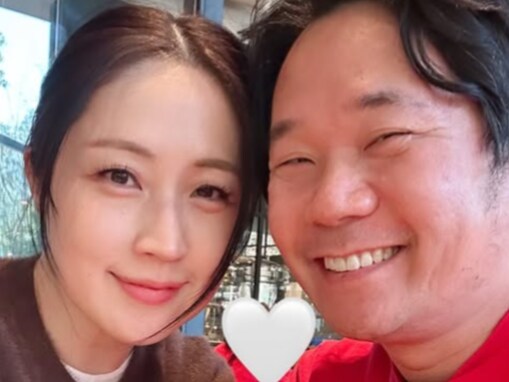 「可愛い二人」人気エッセイスト、夫とのラブラブショット公開「幸せ感が満載」「荒んだ心がスッーって」