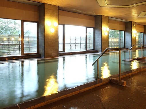 【群馬県の人気ホテル】「草津温泉ホテル 櫻井」は日本の名湯を心ゆくまで堪能できる華やかな宿