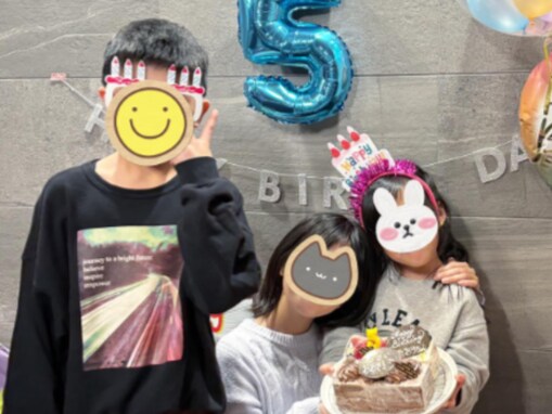 「そっくり」マナカナの妹、11歳娘＆9歳息子＆5歳になった姪っ子のスリーショット公開！ 「いとこ3人」