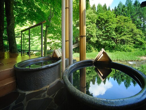 【楽天トラベル売れ筋1位】「花巻温泉郷 新鉛温泉 結びの宿 愛隣館」なら全17の湯船を楽しめる【12月25日】