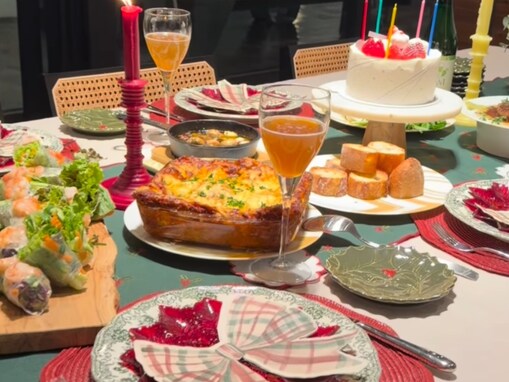 「セレブですなぁ」美人モデル、豪華過ぎる自宅クリスマスショット公開「すげぇ…」「ご主人、嬉しそう」