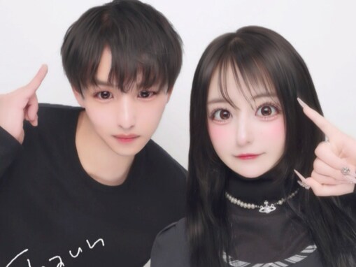 「ほぼニートやん」人気タレント、年収130万と明かす。父が“全部出してる”「嘘であってほしい」驚きの声