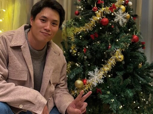 「待ってた」鈴木伸之、クリスマスの最新ショットに反響「誰とすごしたのかね」「いつ見てもイケメン」