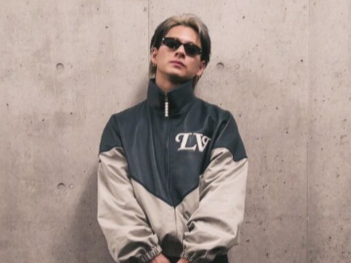 「相棒を連れていったよ」平野紫耀、“世界に一つしかない”ヴィトンのアイテム公開「似合いすぎてる、、、」