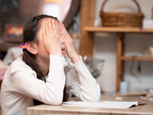 「身体は1位、精神は32位」日本の子どもの幸福度を下げる、家庭内の“ある不足”