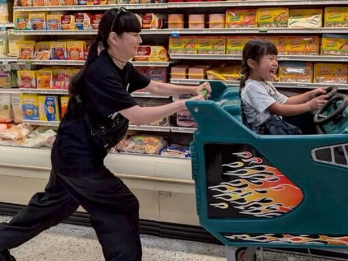 「最後犬神家の一族」秋元梢、かわいい姪っ子？ とのプライベート公開！ 「毎日体力の限界まで動いて遊んで」