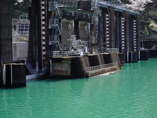 年末年始に行きたいと思う「徳島県の道の駅」ランキング！ 2位「もみじ川温泉」を抑えた1位は？【2025年調査】