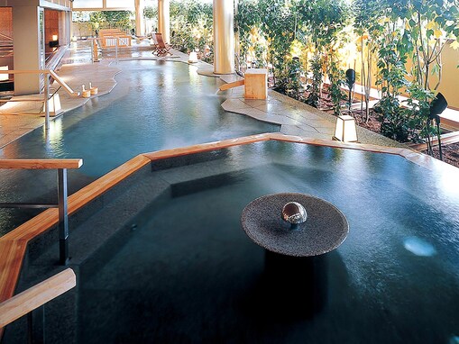 【石川県の人気ホテル】「山代温泉 ゆのくに天祥」は開湯1300年の歴史ある源泉と自家源泉の2つを併せ持つ湯宿