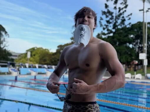 「また体でかくなりました！？」競泳選手、ムキムキ肉体に「めっちゃ胸板分厚」「ナイスボディーすぎるやろ」