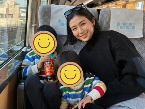 橋本マナミ、息子2人との親子ショット公開！ 進路の悩みも吐露「すごく共感です。頭を抱えております」