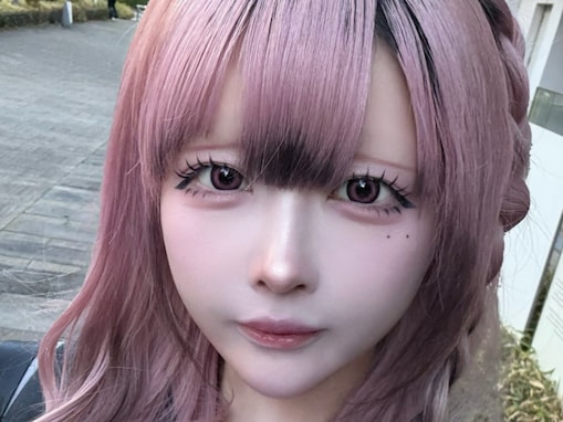 「メイクは詐欺！整形！」人気YouTuber、大変身メイク公開で「バカビジュいい」「詐欺レベル」の声！